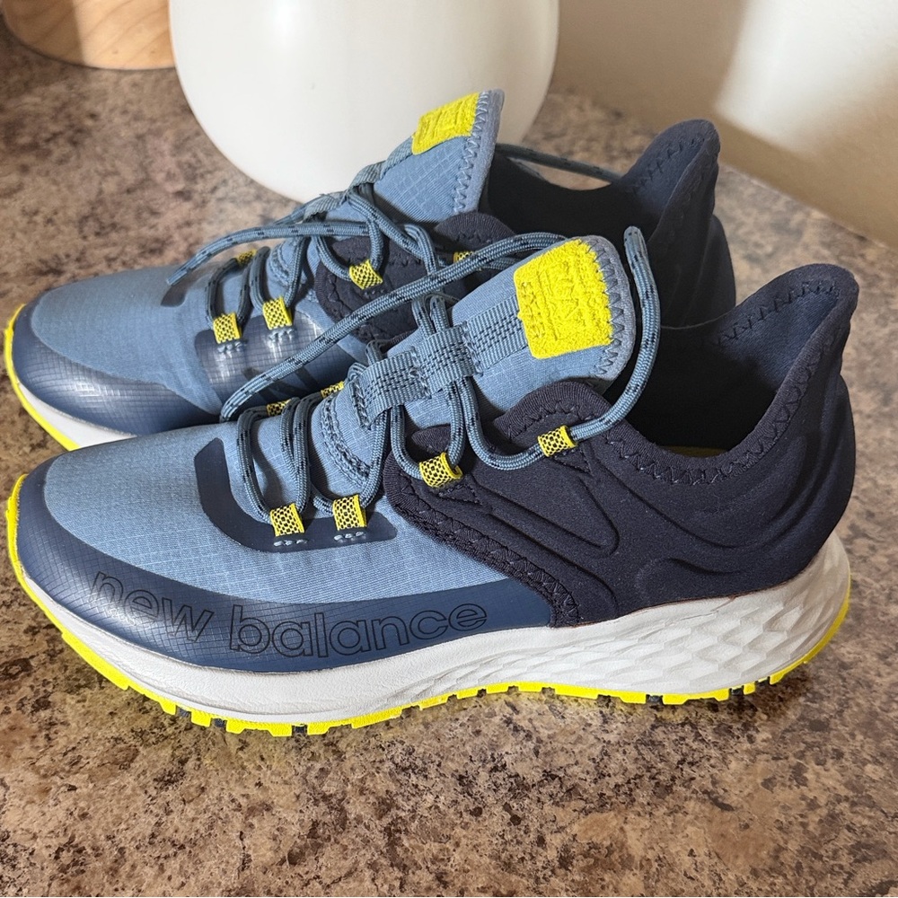 New Balance Women's Light Blue Sneakers